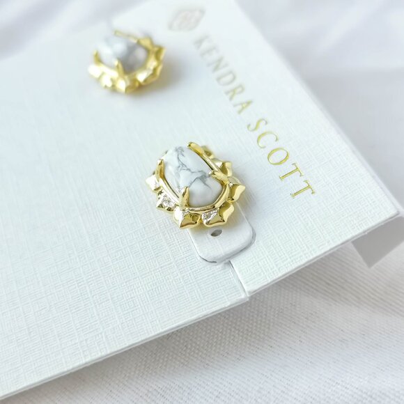 Kendra Scott Piper White Howlite Gold Stud Earrings - Picture 2 of 3